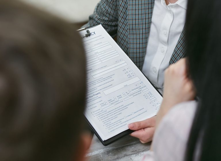 Wisconsin Life Insurance Surrender Laws and Rules (2026 Guide)